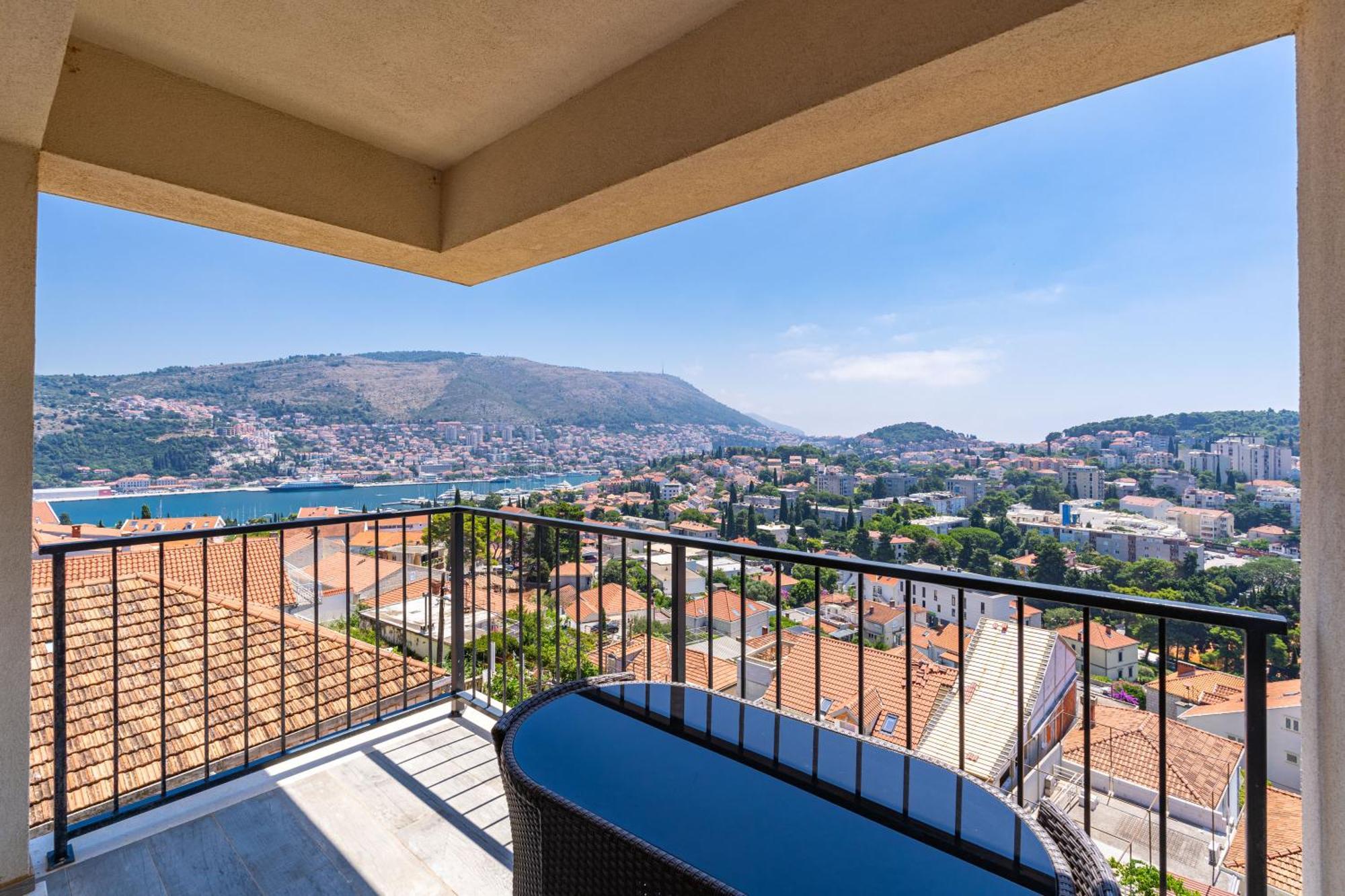 The Panoramic View Penthouse Apartment Sweet Petite Dubrovnik Exterior foto